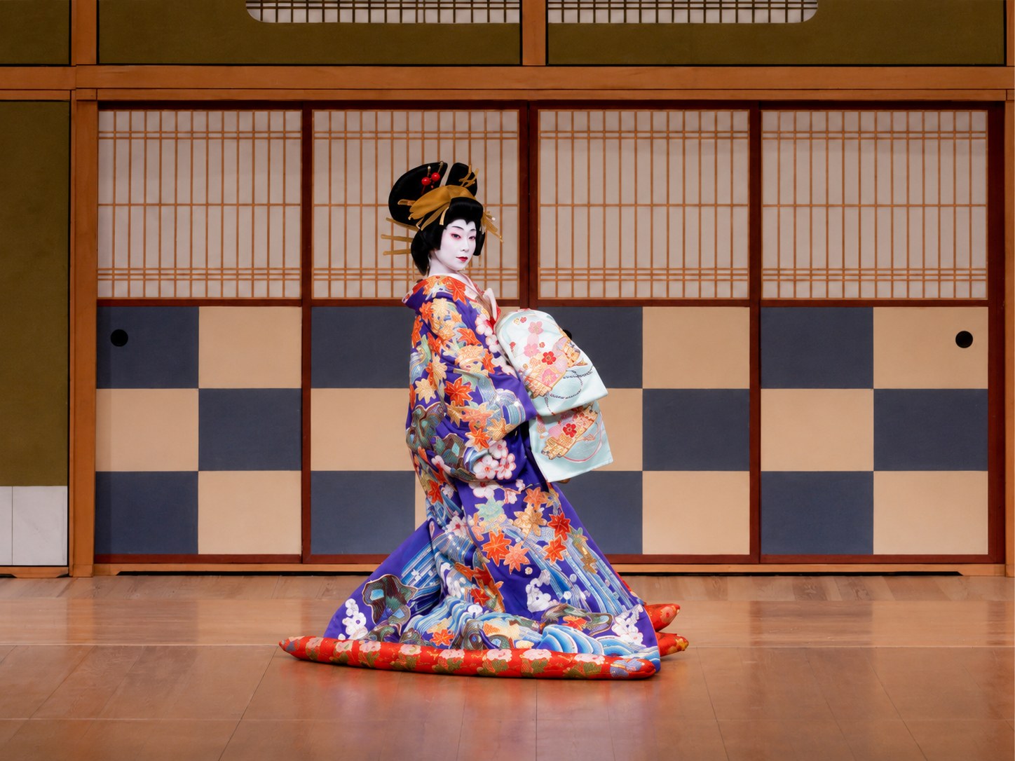 古典舞踊の舞台
